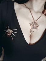 Load image into Gallery viewer, Big Ruby Spider Brooch
