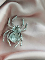 Load image into Gallery viewer, &quot;Be mine!&quot; Valentines Spider Brooch
